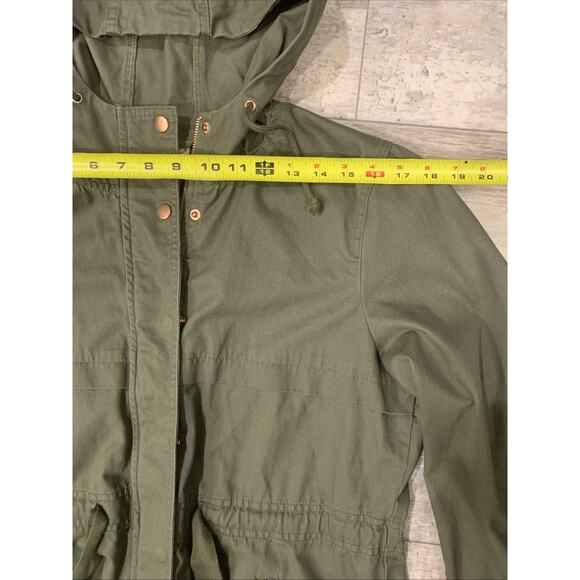 St. John’s Bay Women’s Olive Green Hooded Utility Jacket Large - Picture 2 of 6